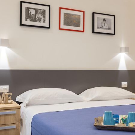 Napoli Squares Suites Εξωτερικό φωτογραφία