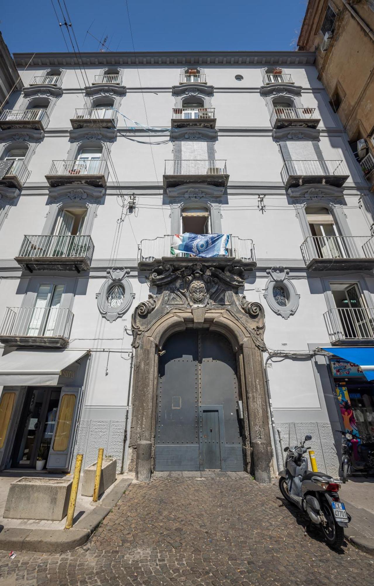 Napoli Squares Suites Εξωτερικό φωτογραφία