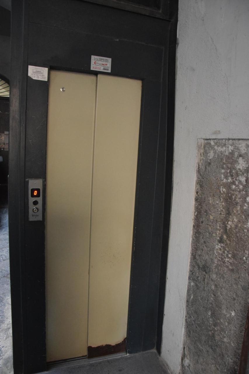 Napoli Squares Suites Εξωτερικό φωτογραφία