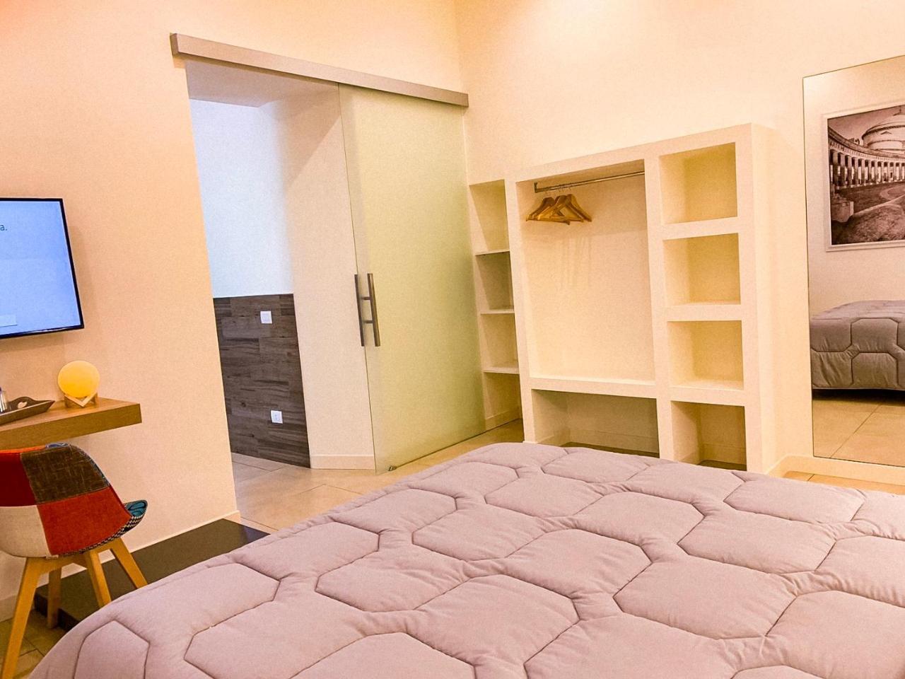 Napoli Squares Suites Εξωτερικό φωτογραφία