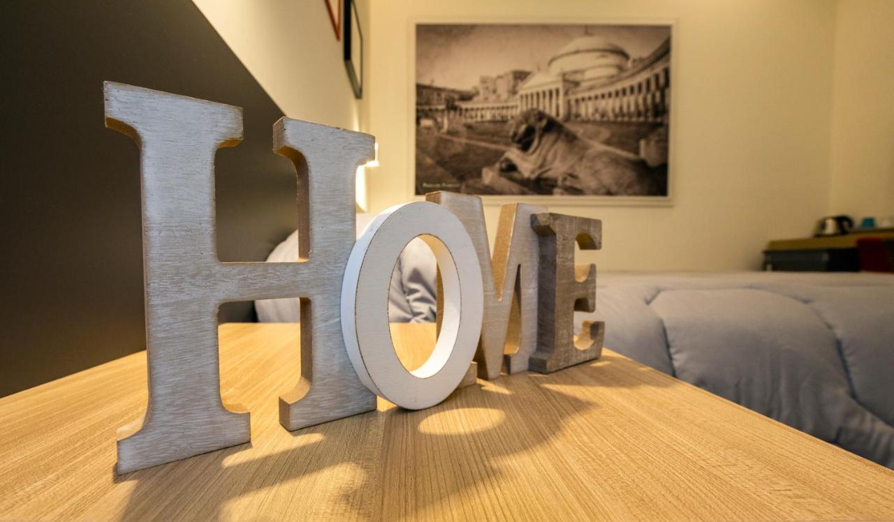 Napoli Squares Suites Εξωτερικό φωτογραφία
