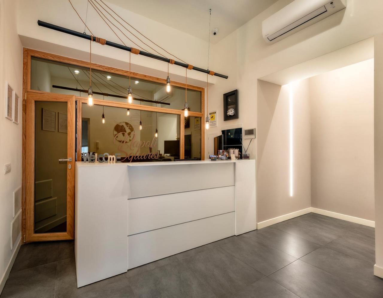 Napoli Squares Suites Εξωτερικό φωτογραφία