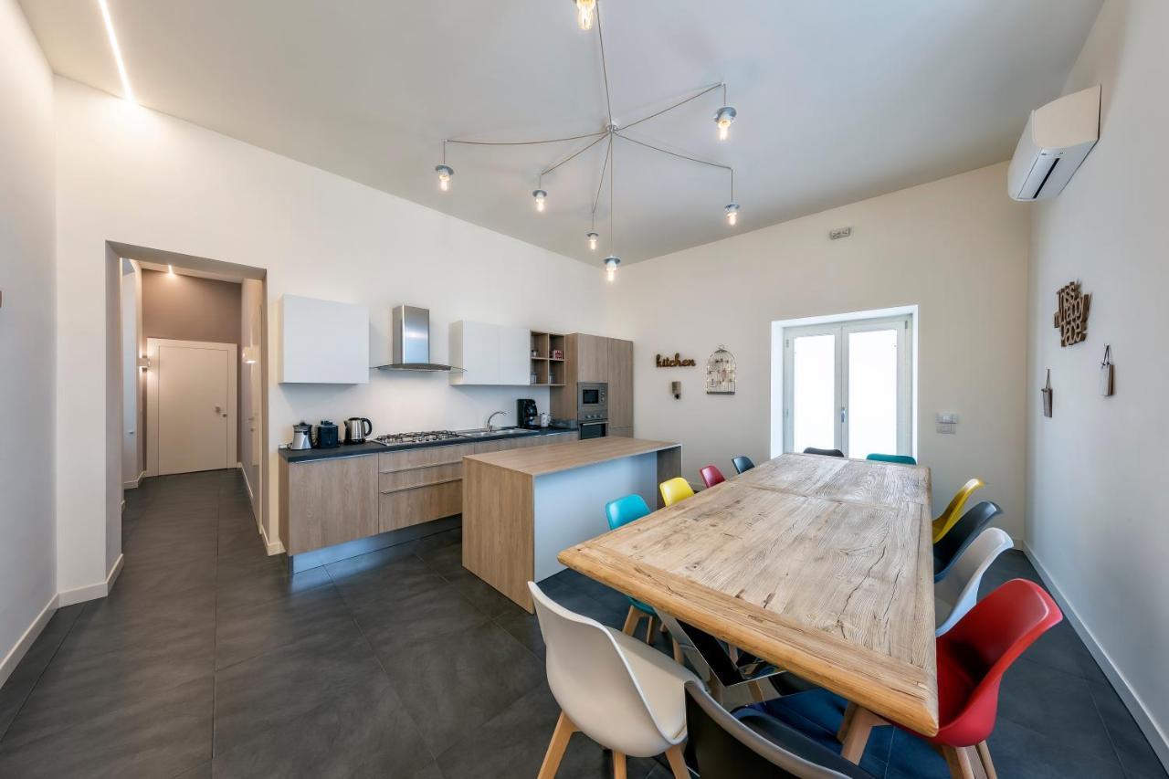 Napoli Squares Suites Εξωτερικό φωτογραφία