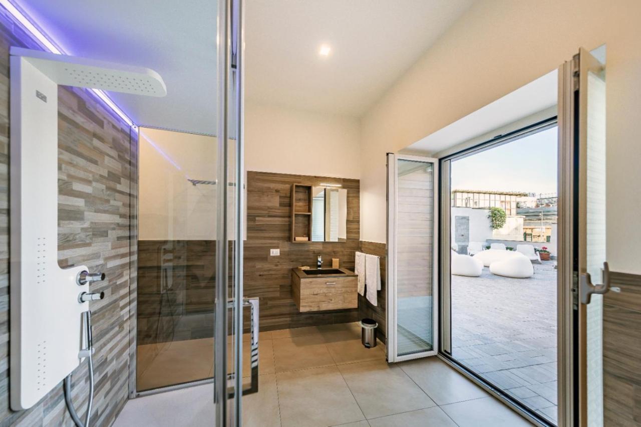 Napoli Squares Suites Εξωτερικό φωτογραφία