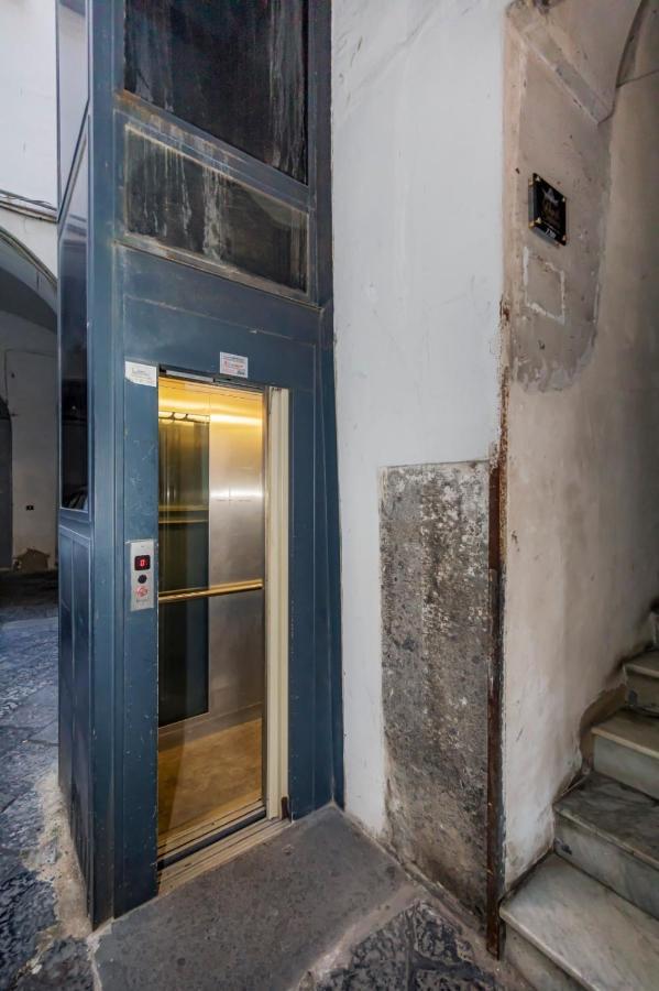 Napoli Squares Suites Εξωτερικό φωτογραφία